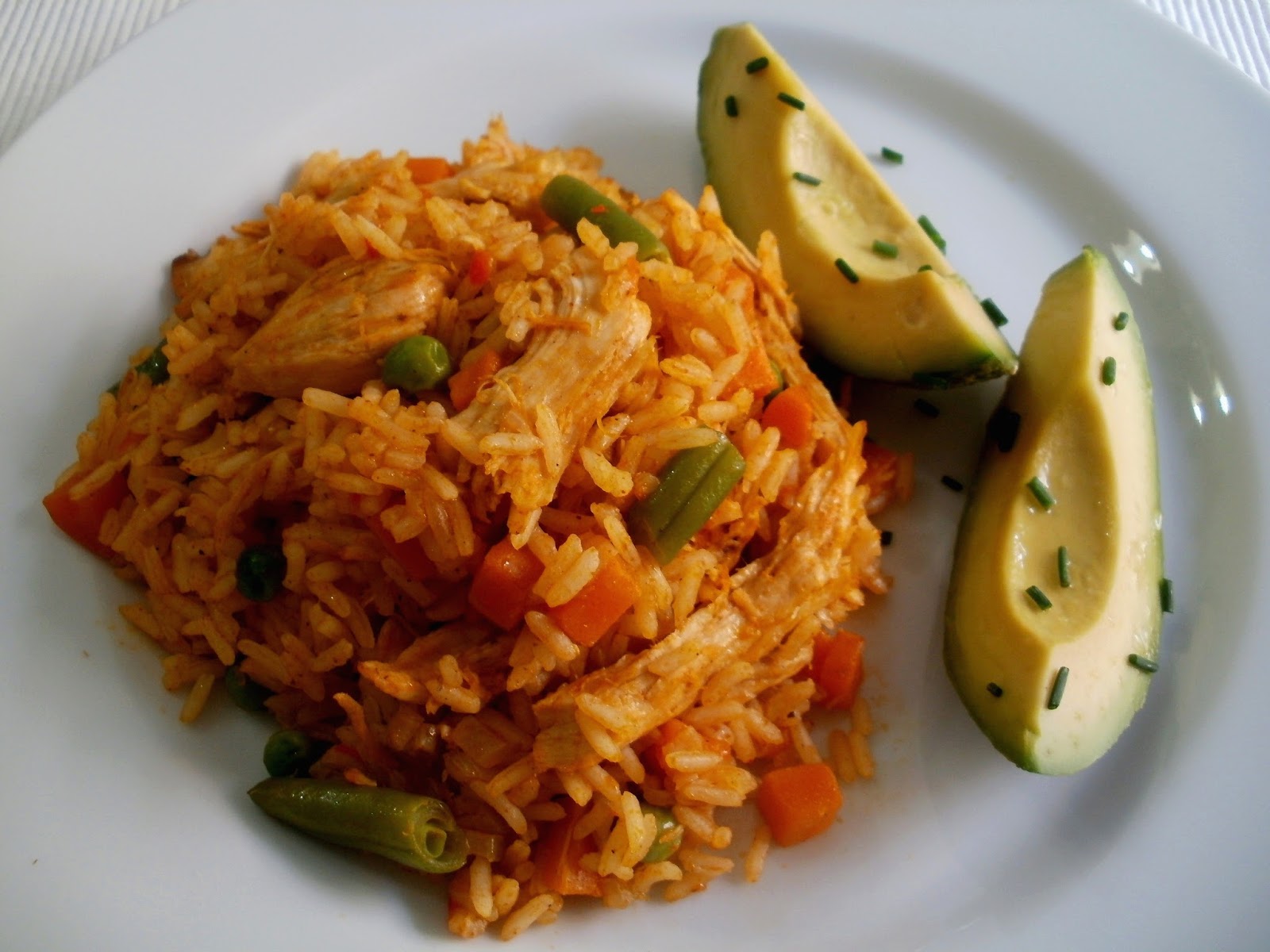 Los Antojos de Clara: Arroz con pollo colombiano